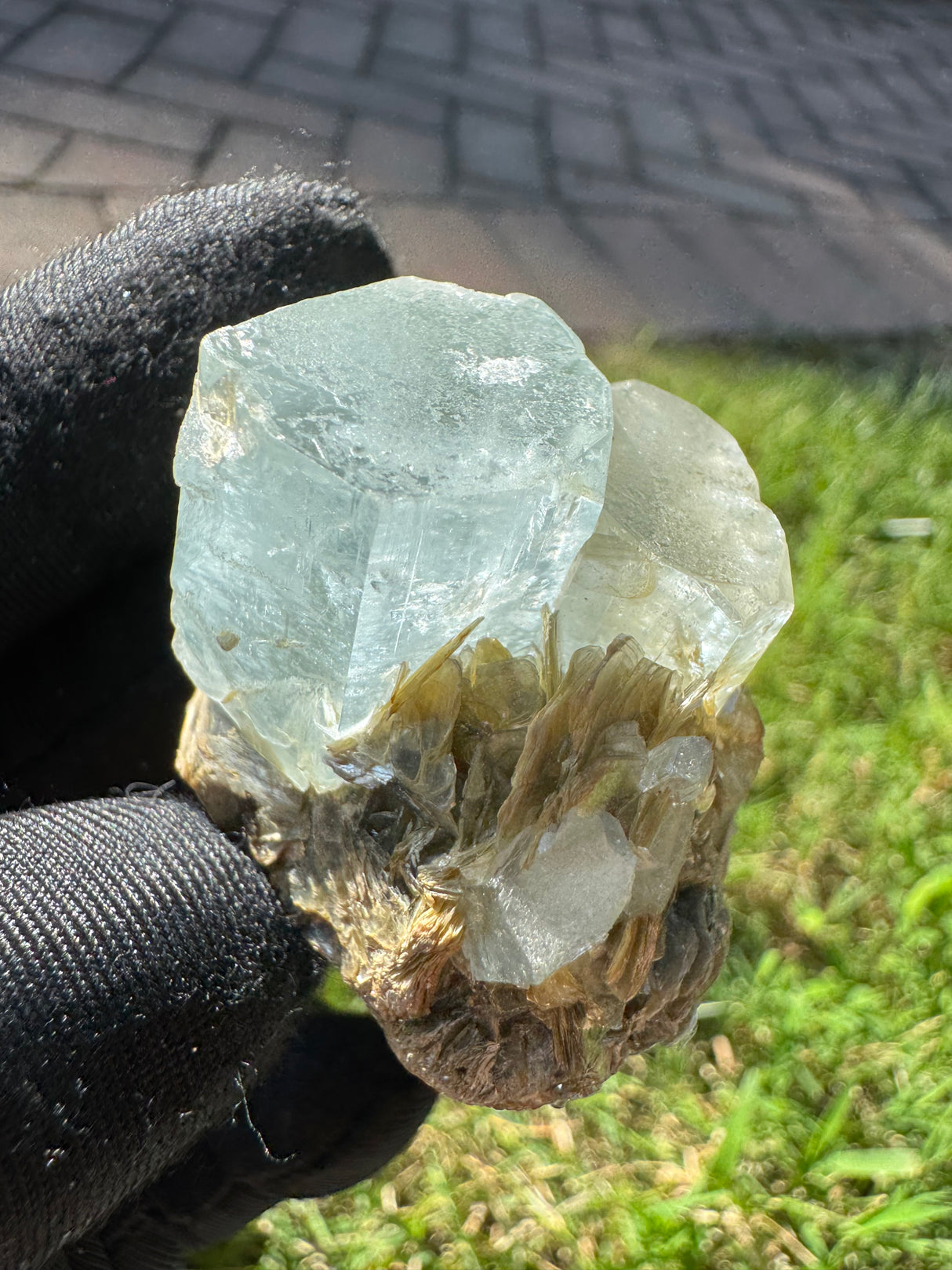 Aquamarine Specimen - 73g
