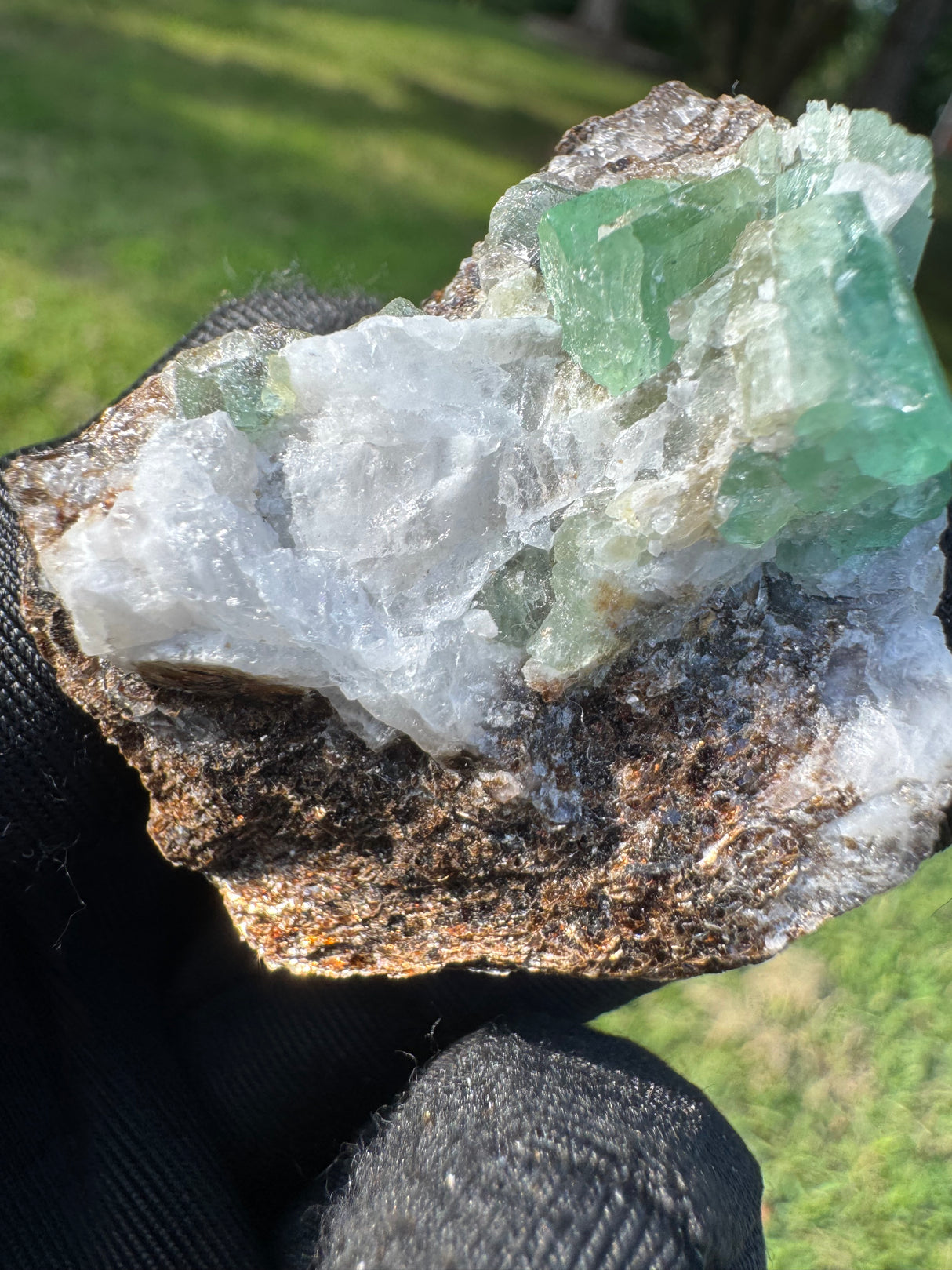 Emerald Specimen - 37g