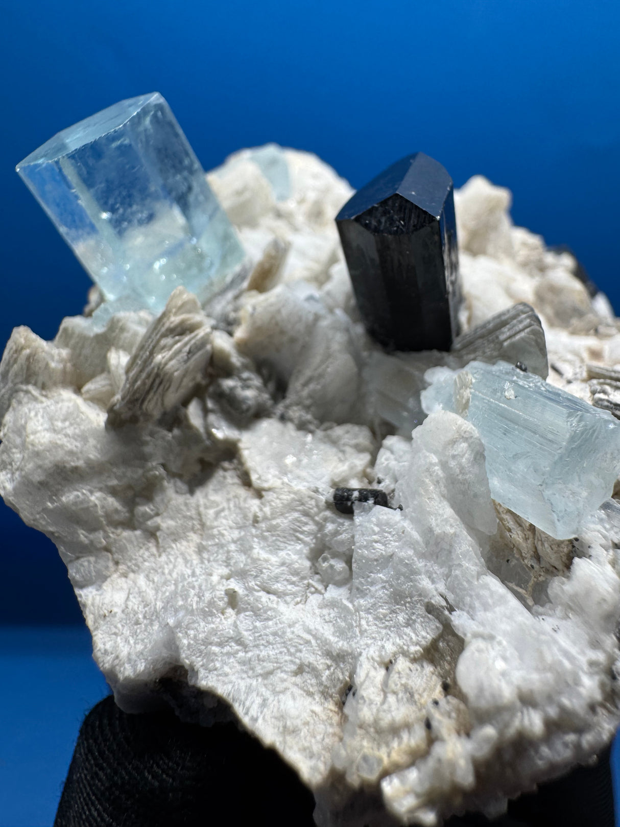 Aqumarine Specimen - 214g
