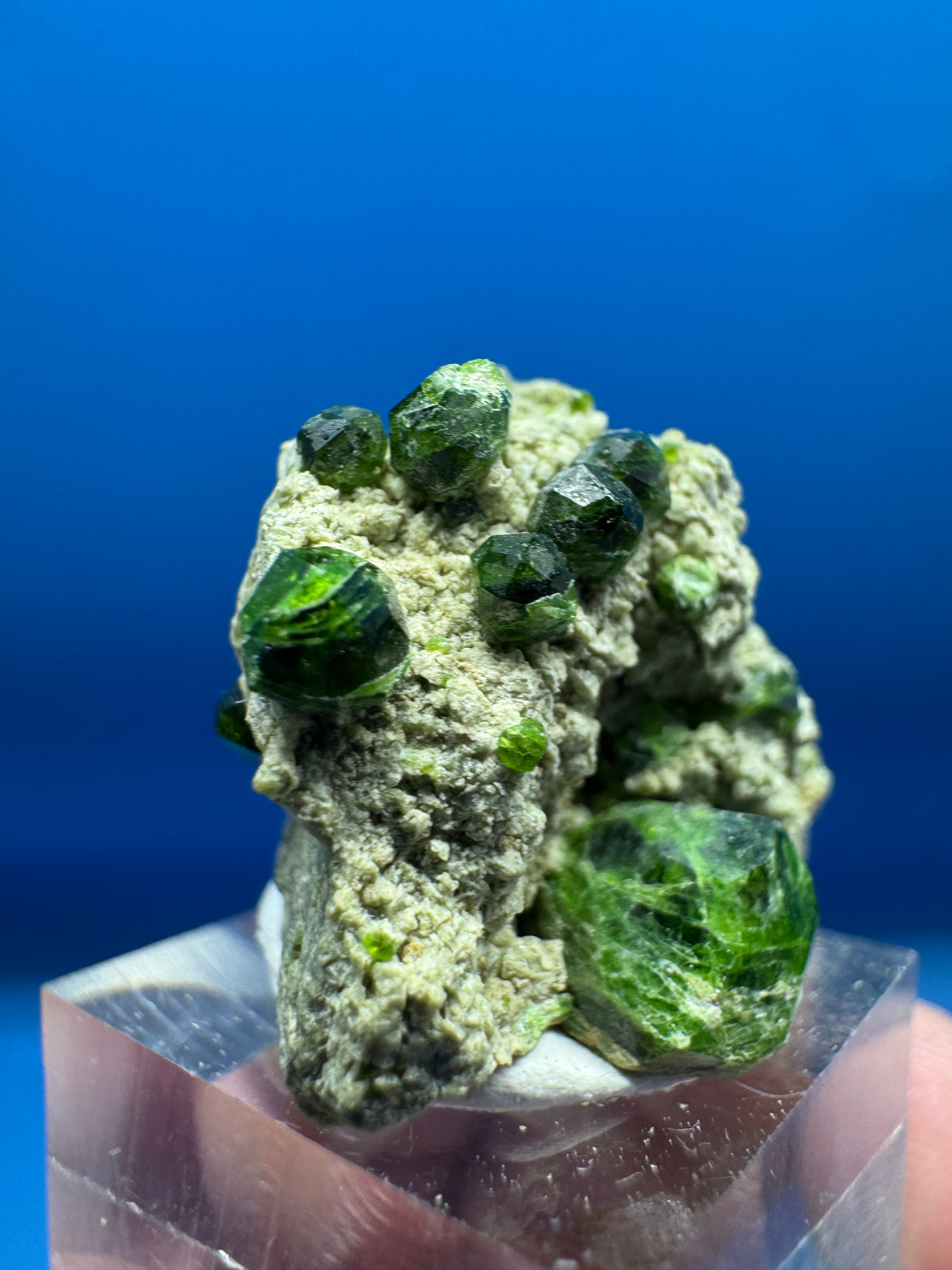 Green Garnet Specimen - 8g