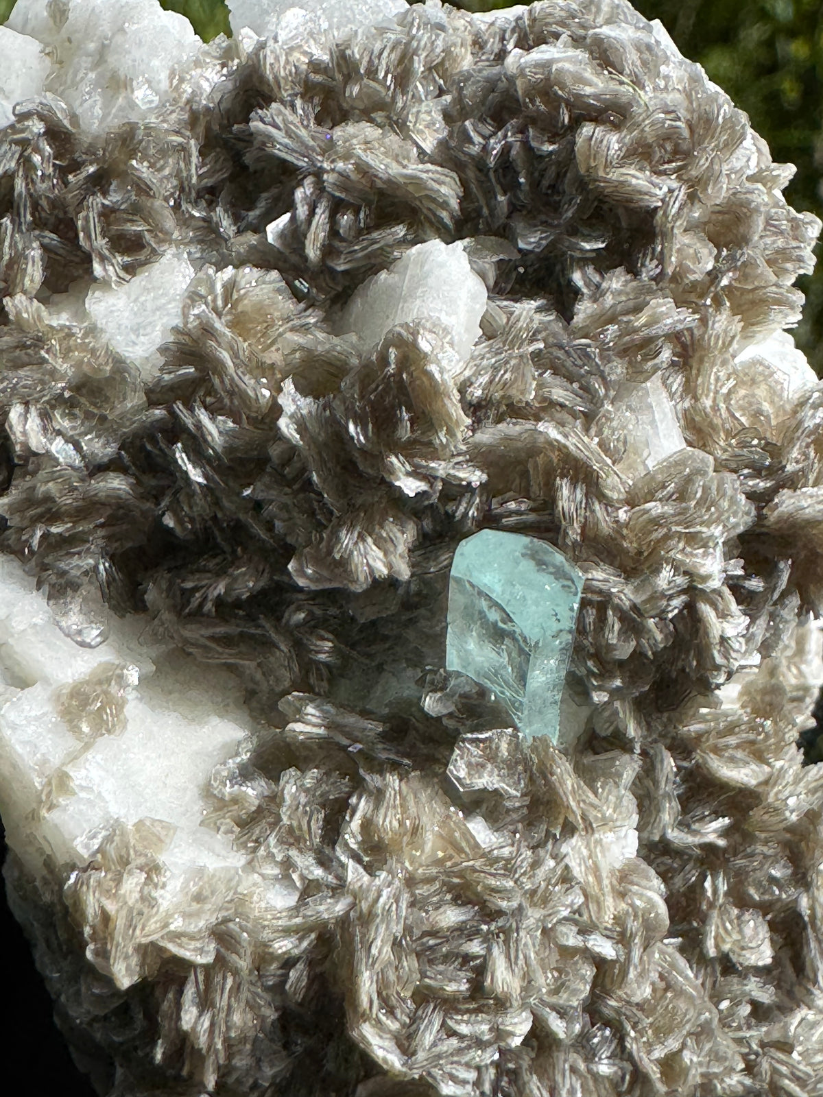 Aquamarine Specimen  - 191g