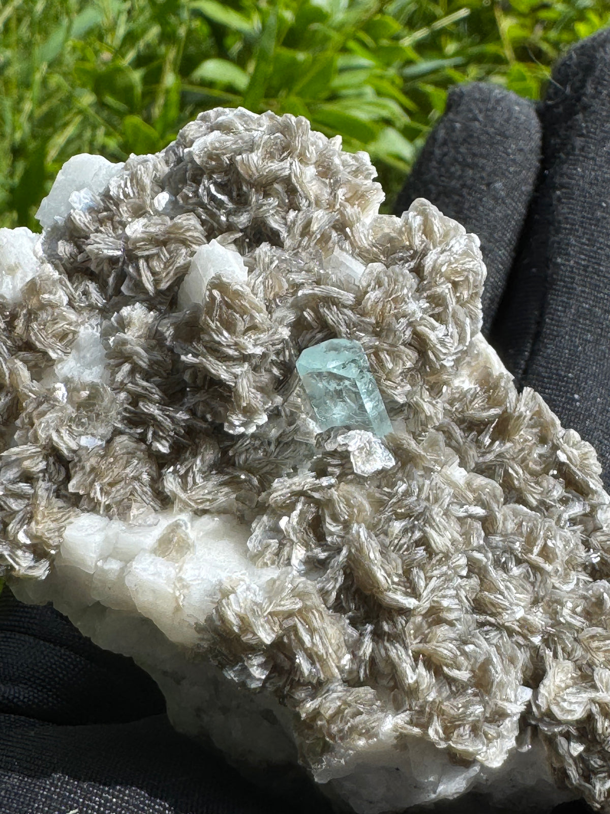Aquamarine Specimen  - 191g
