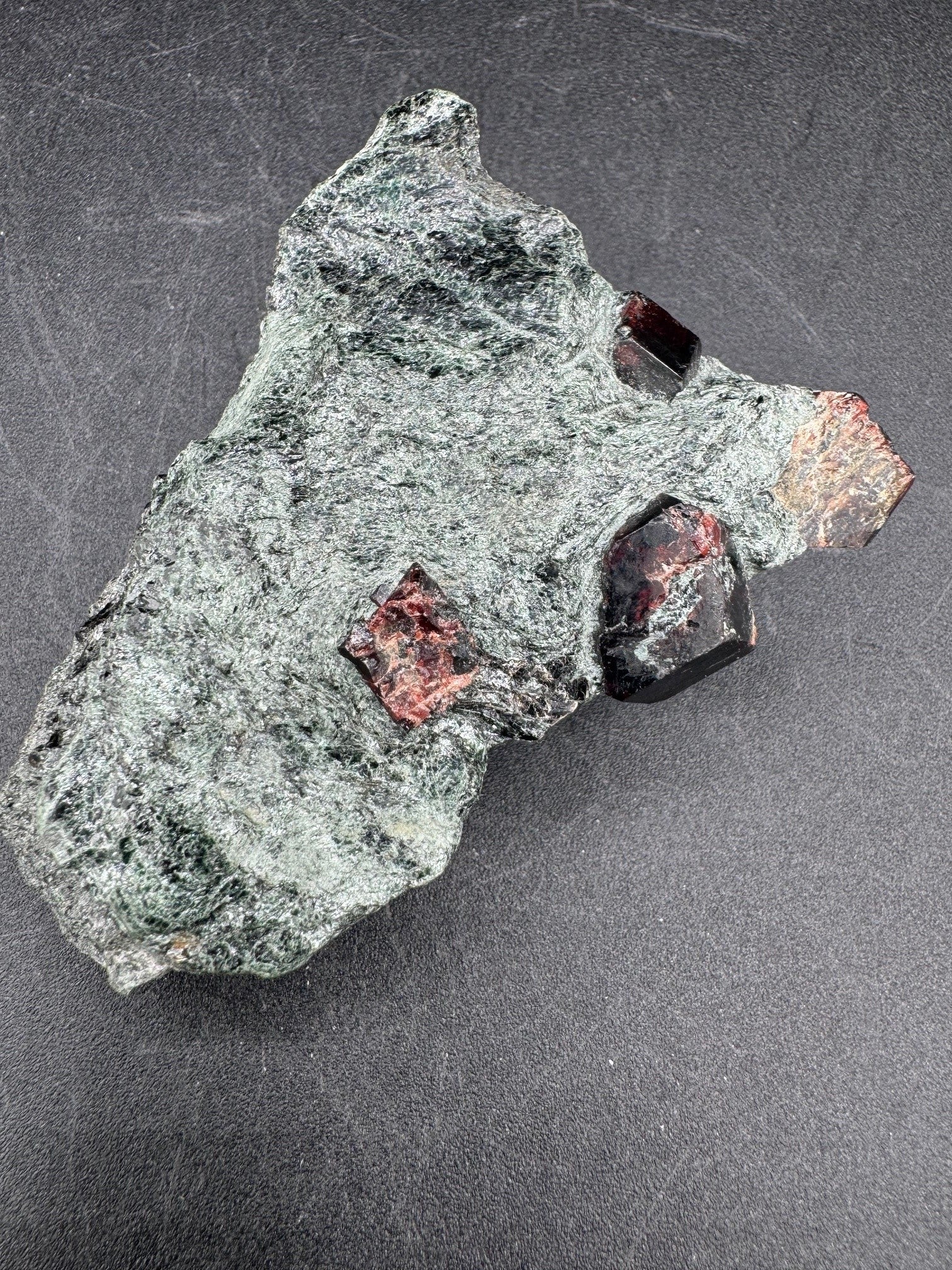 Almondite Garnet, Chlorite Schist - 167g – Nicks Minerals