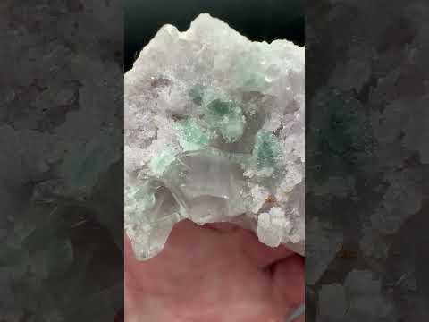 Green Tourmaline - 111g