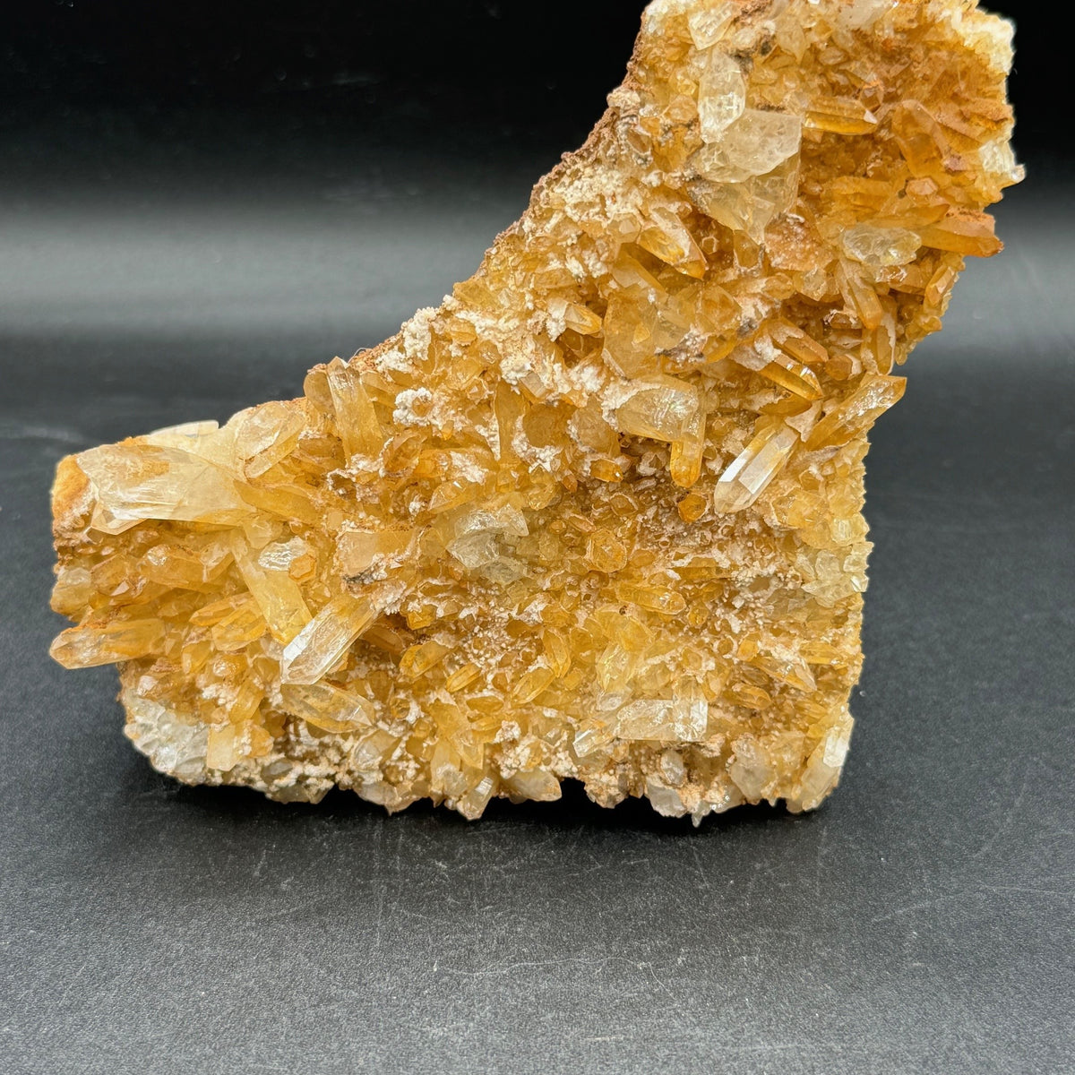 Iron Stained Quartz - 824g – Nicks Minerals